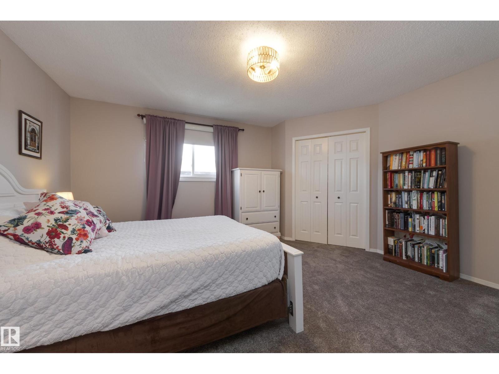 18316 60 AV NW, Edmonton