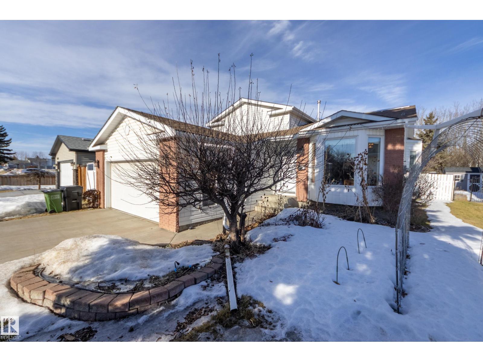 18316 60 AV NW, Edmonton