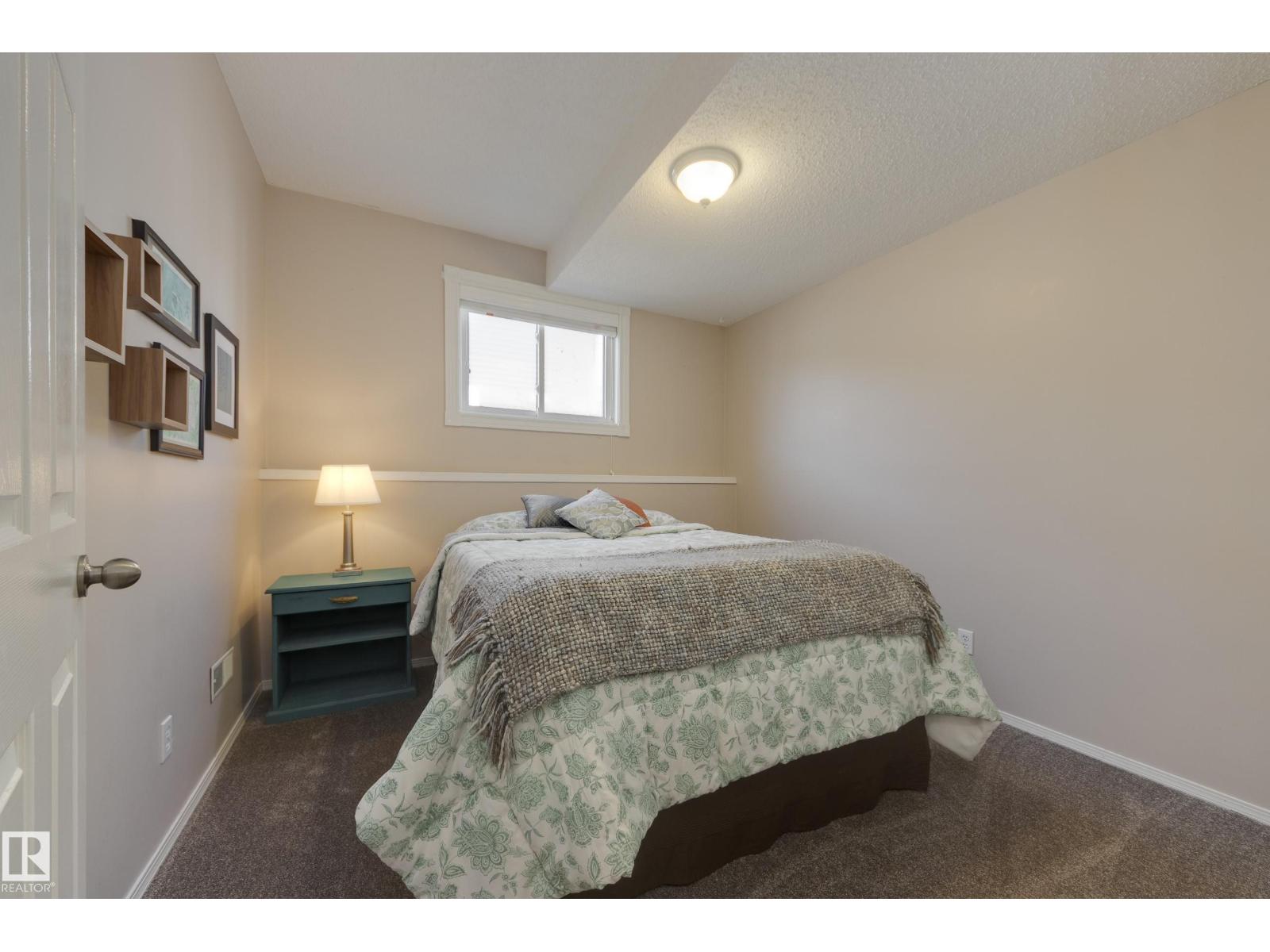 18316 60 AV NW, Edmonton