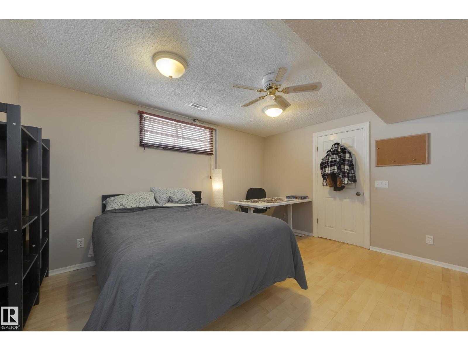 18316 60 AV NW, Edmonton