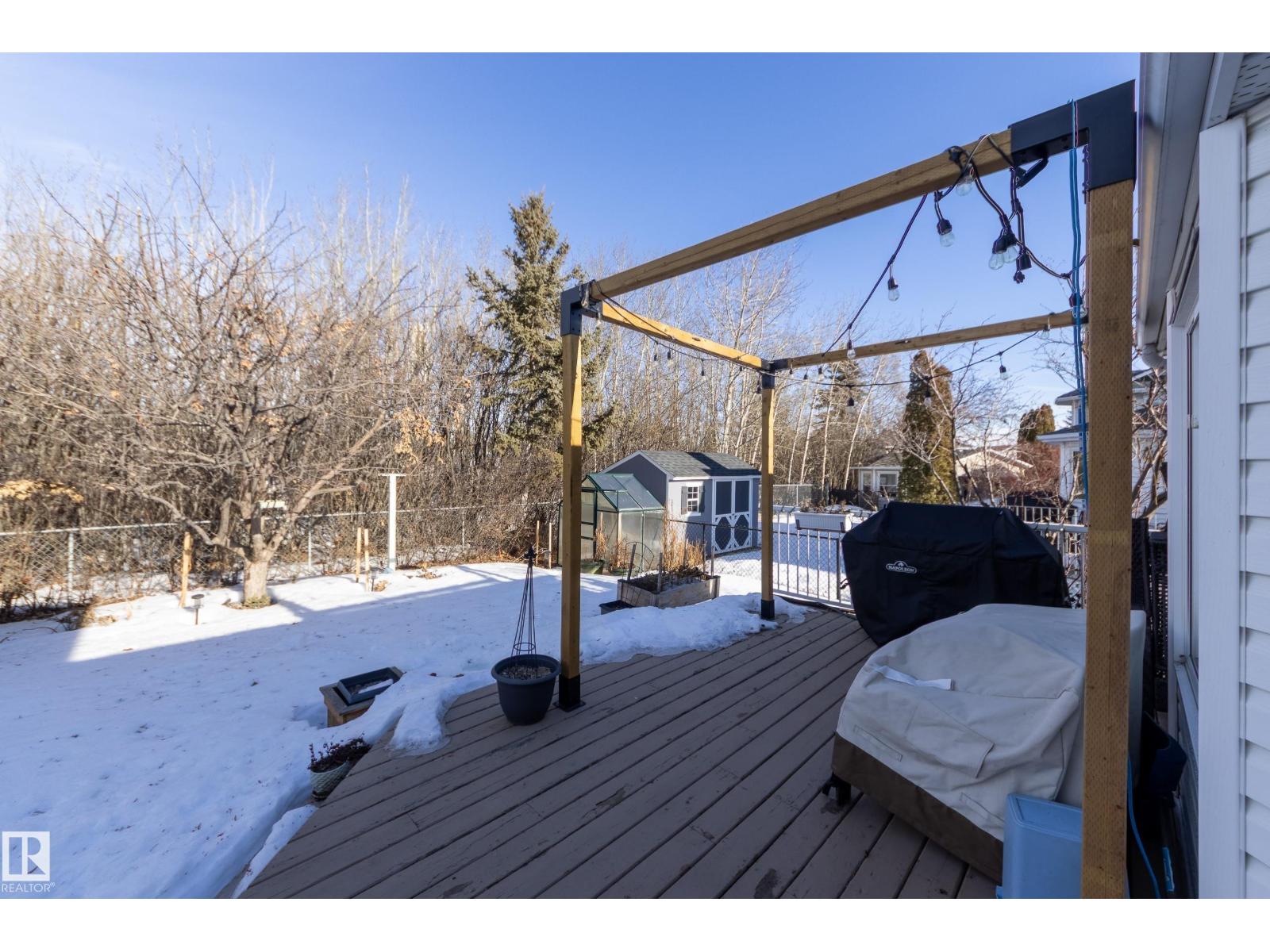 18316 60 AV NW, Edmonton