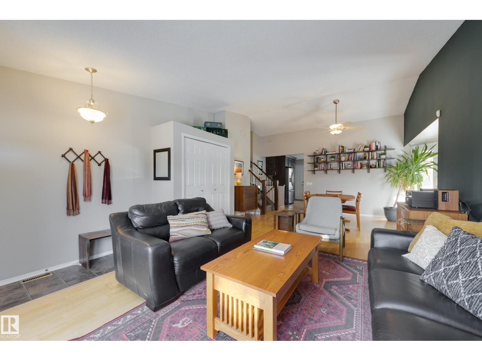 18316 60 AV NW, Edmonton