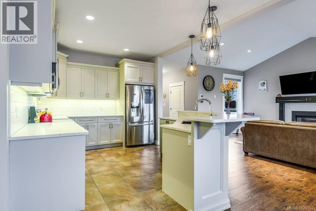 373 Legacy Dr, Campbell River