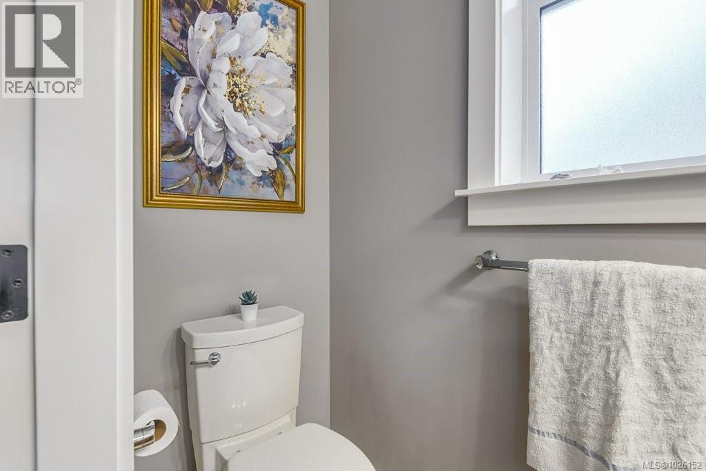 373 Legacy Dr, Campbell River