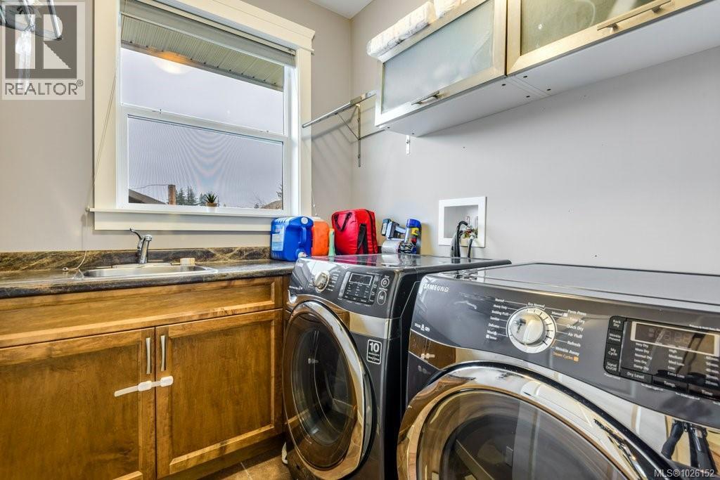 373 Legacy Dr, Campbell River