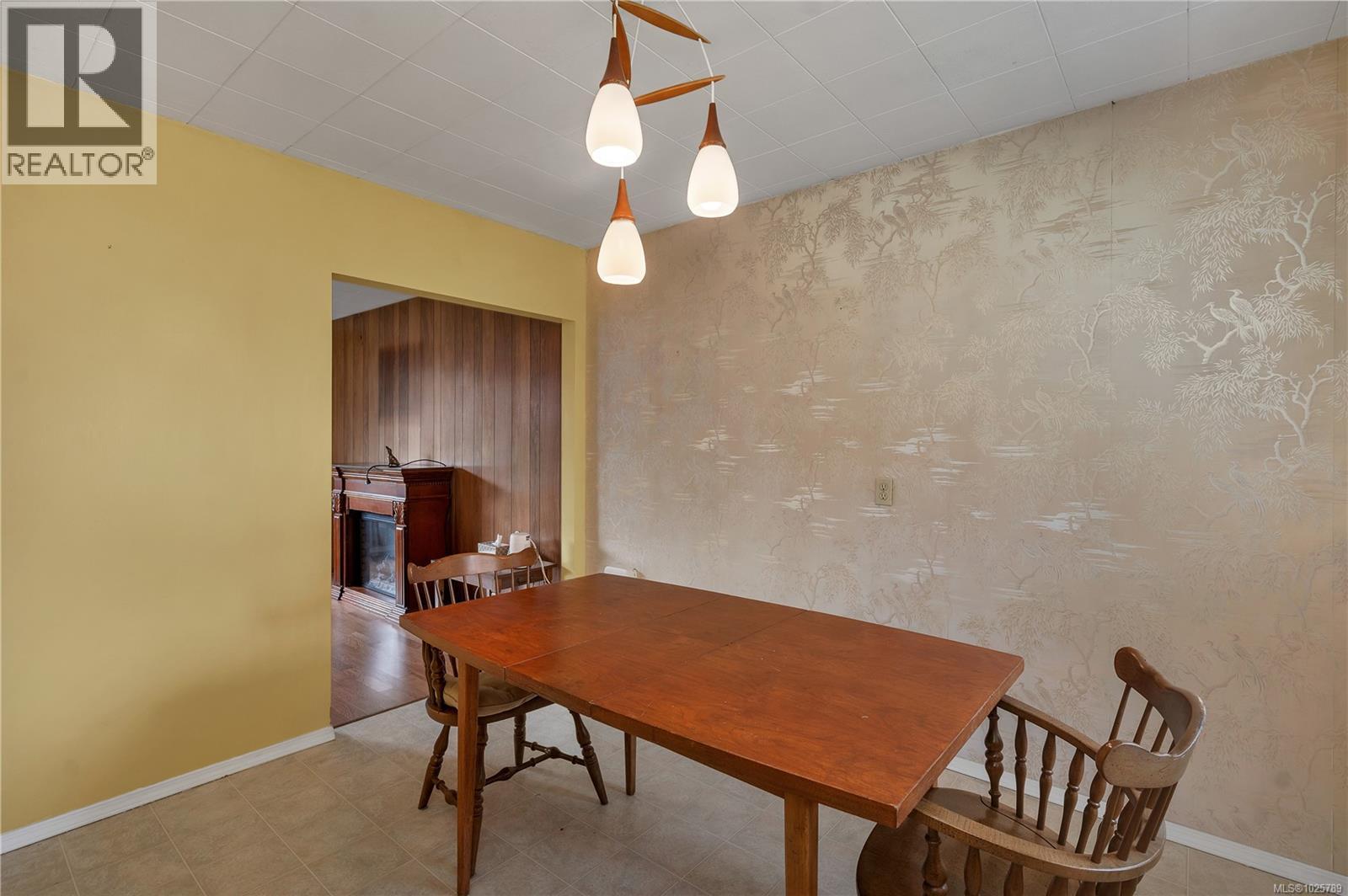 760 Nicholls Rd, Campbell River