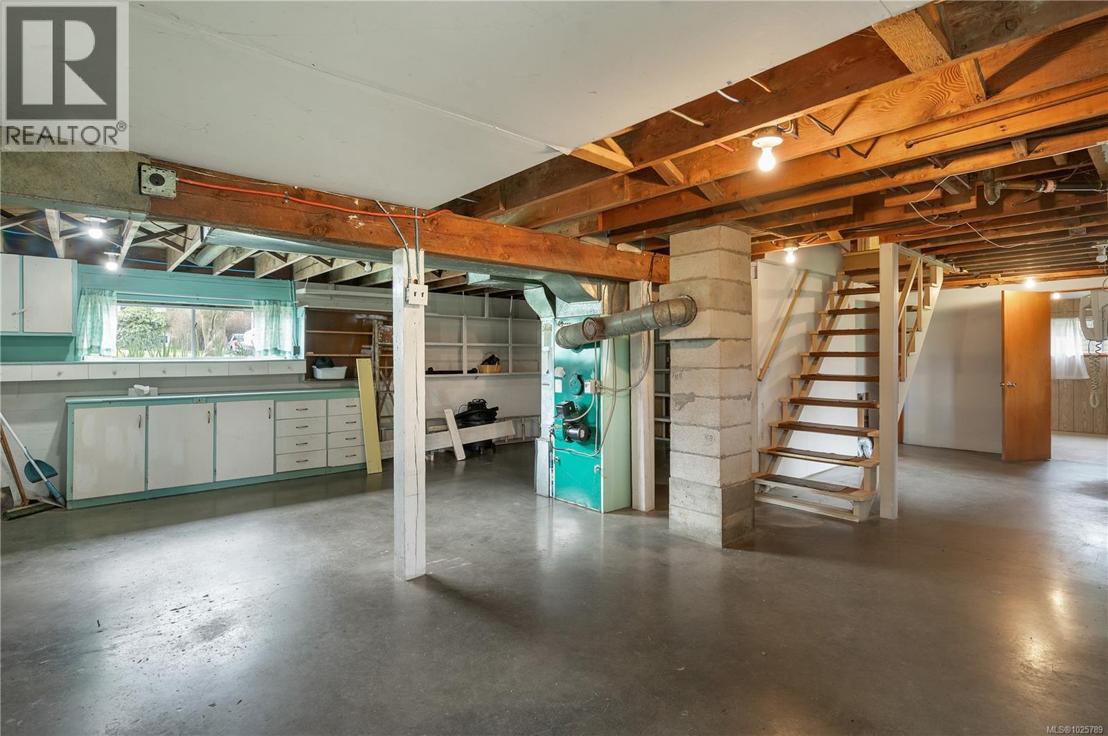 760 Nicholls Rd, Campbell River