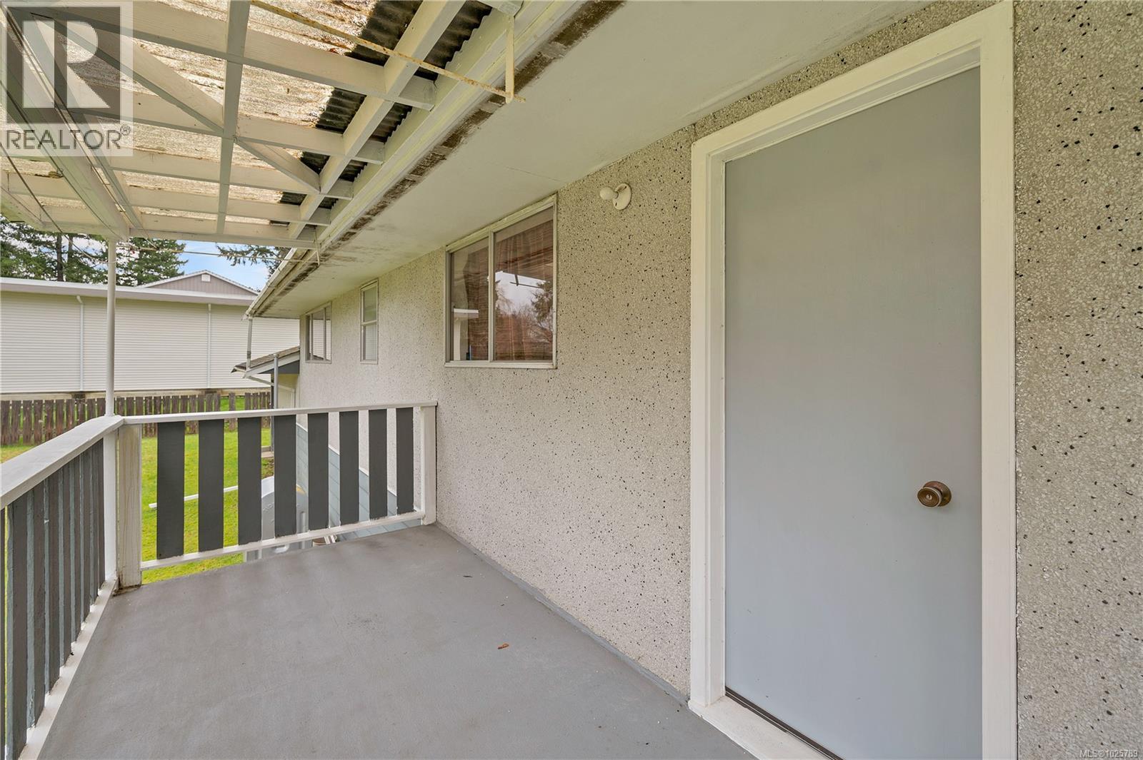 760 Nicholls Rd, Campbell River