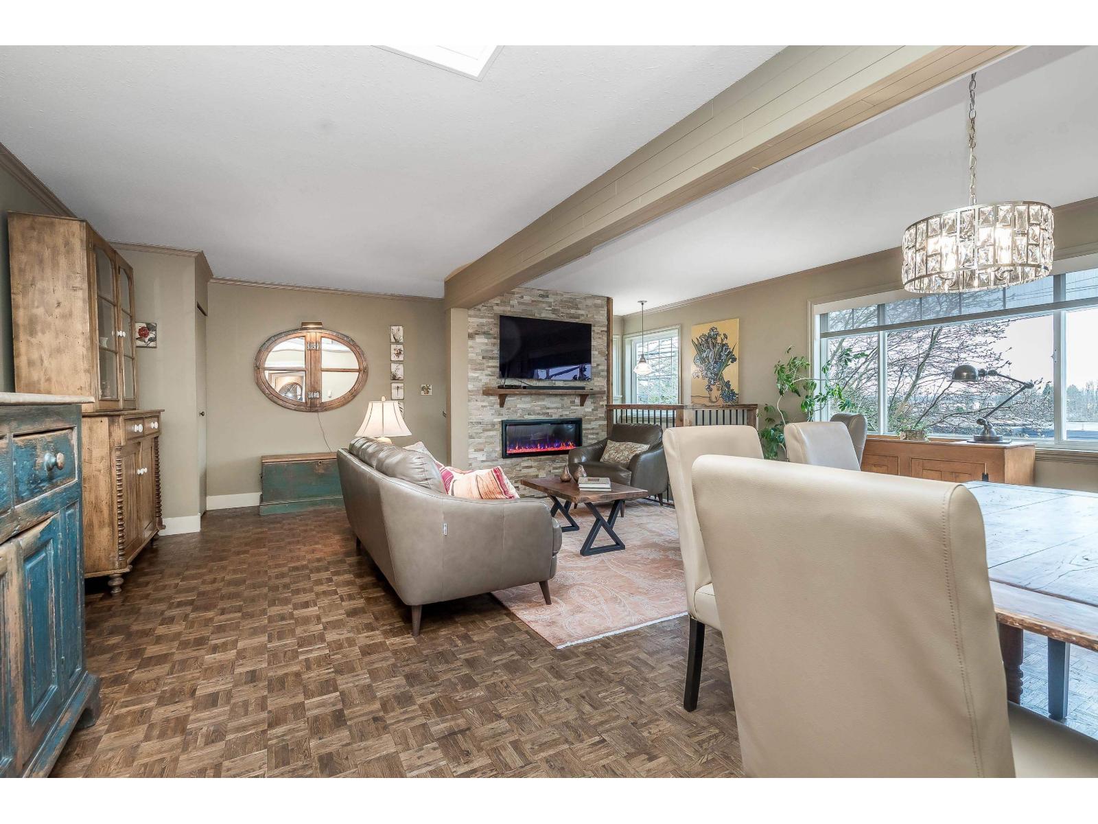 905 HABGOOD STREET, White Rock