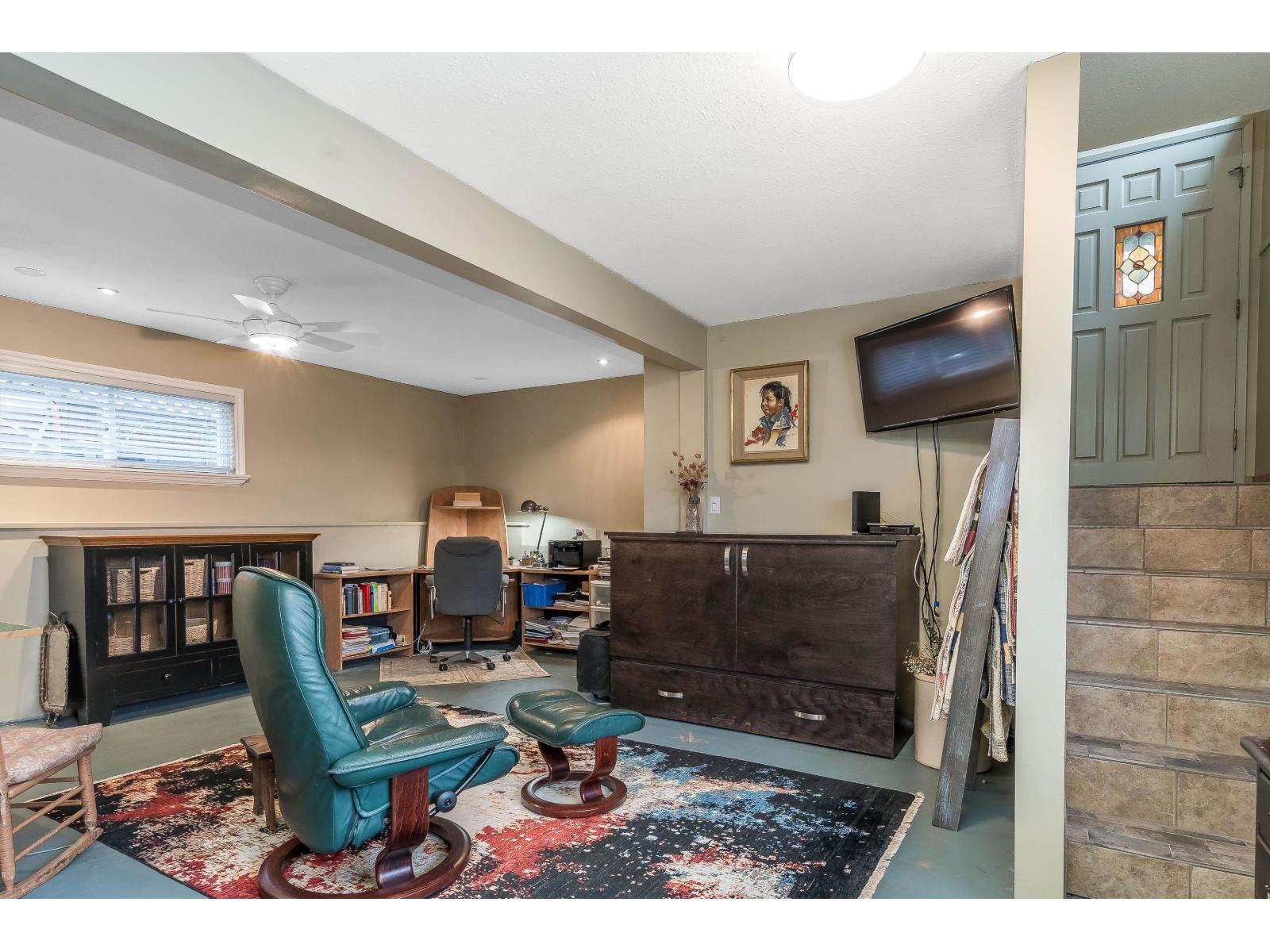 905 HABGOOD STREET, White Rock