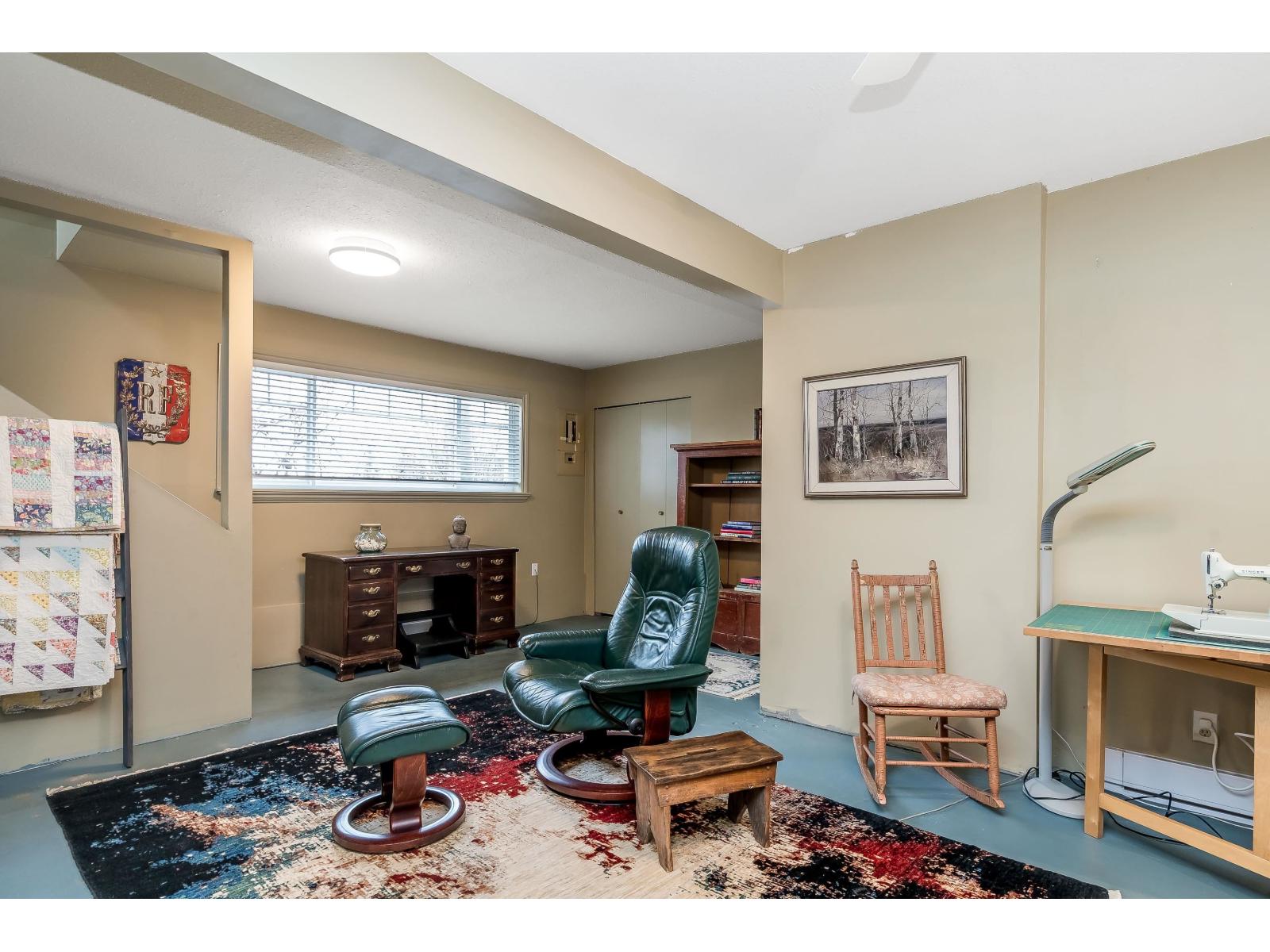 905 HABGOOD STREET, White Rock