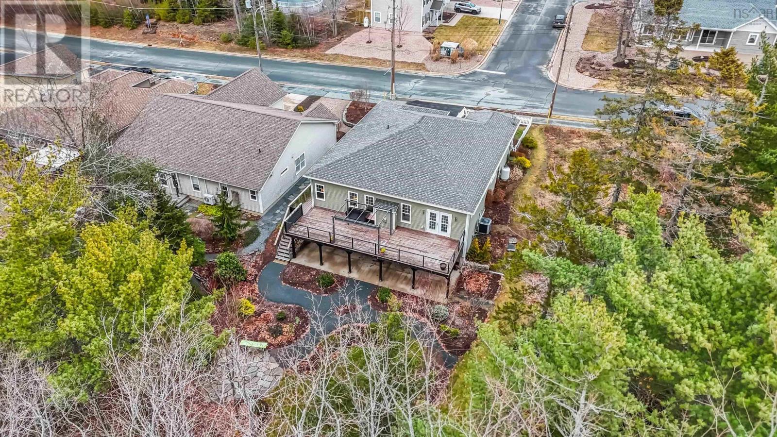 Property 43 of 45 of 38 Roundhouse Drive