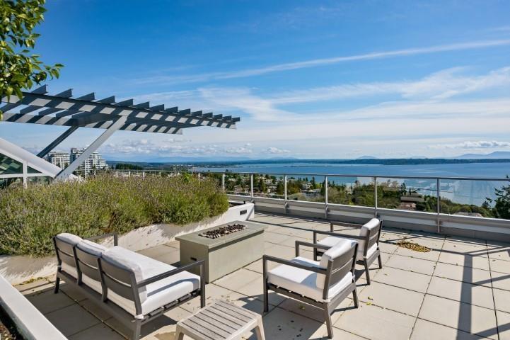 603 1501 VIDAL STREET, White Rock