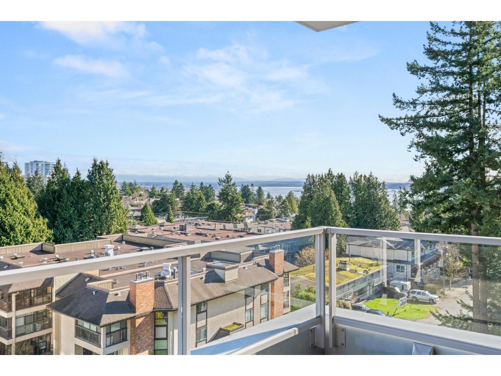 603 1501 VIDAL STREET, White Rock