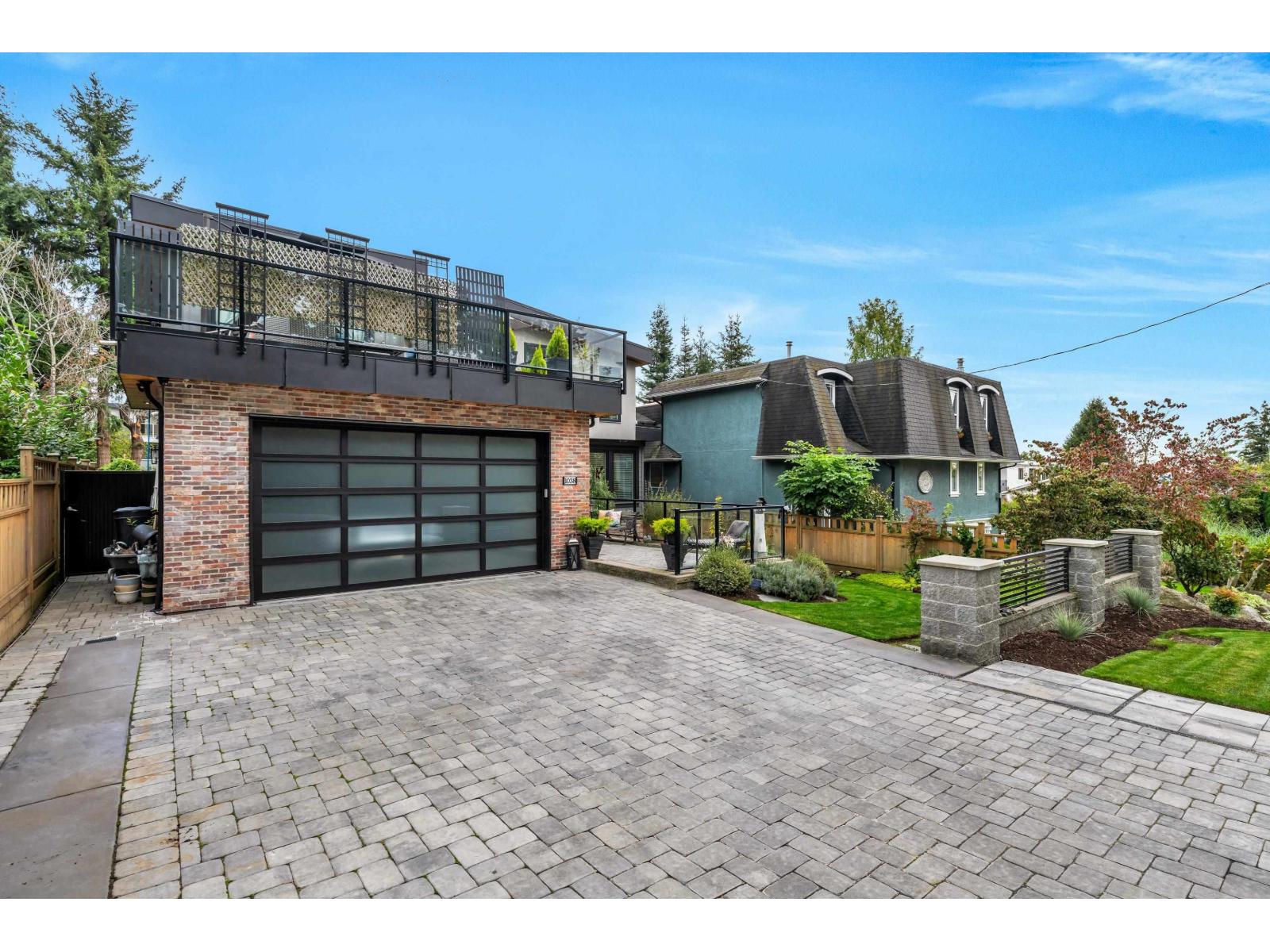 1038 STEVENS STREET, White Rock