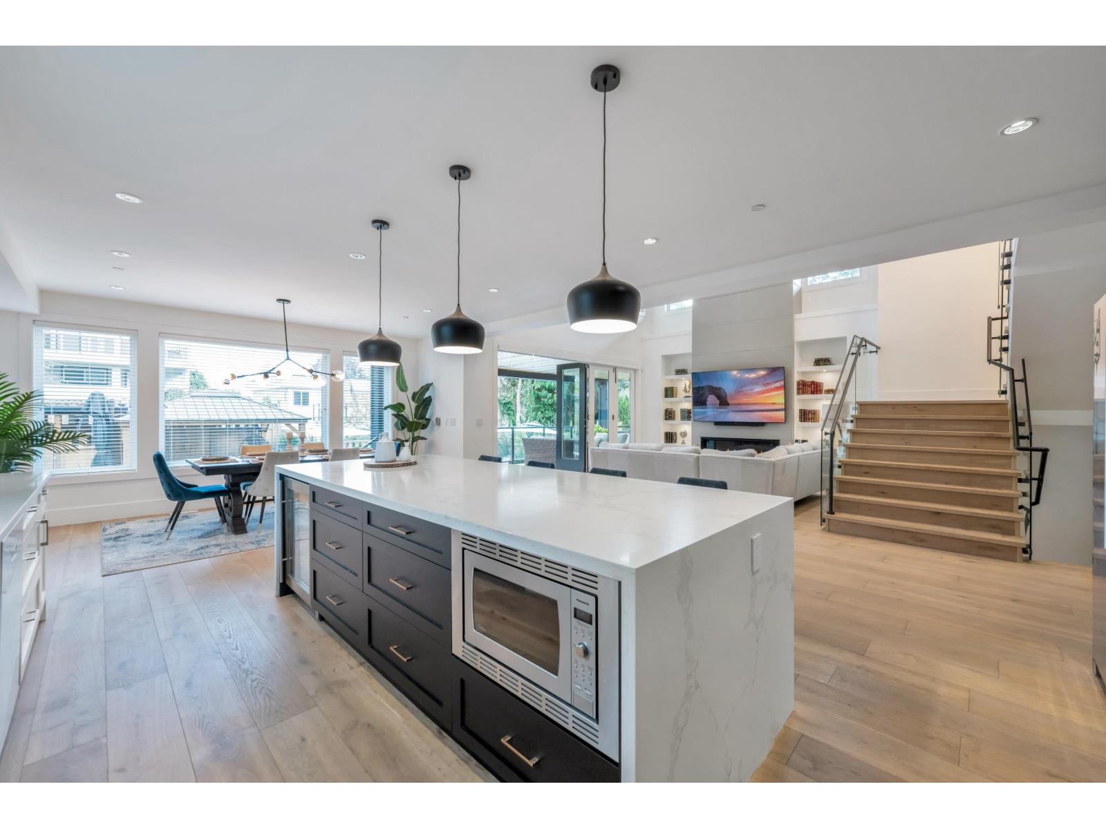 1038 STEVENS STREET, White Rock