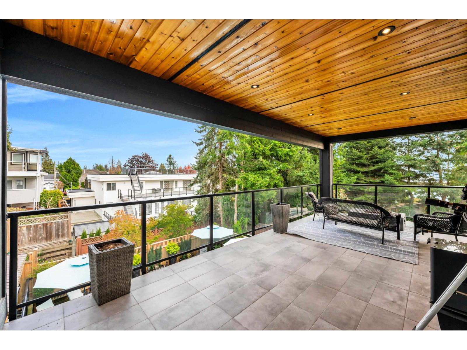 1038 STEVENS STREET, White Rock