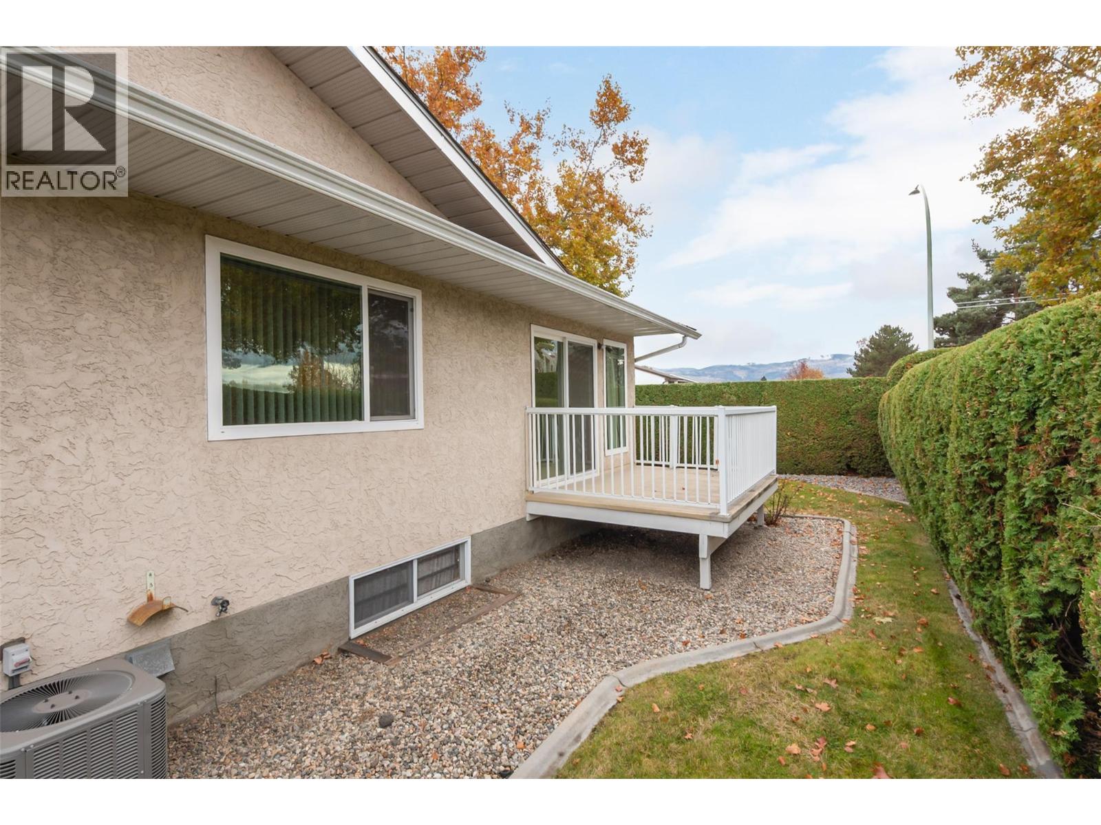 1209 Brookside Avenue Unit# 10, Kelowna