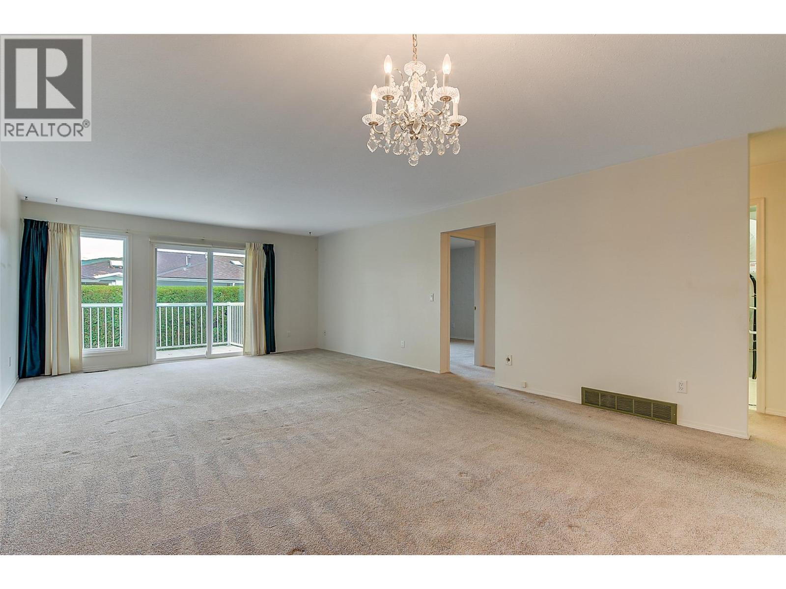 1209 Brookside Avenue Unit# 10, Kelowna