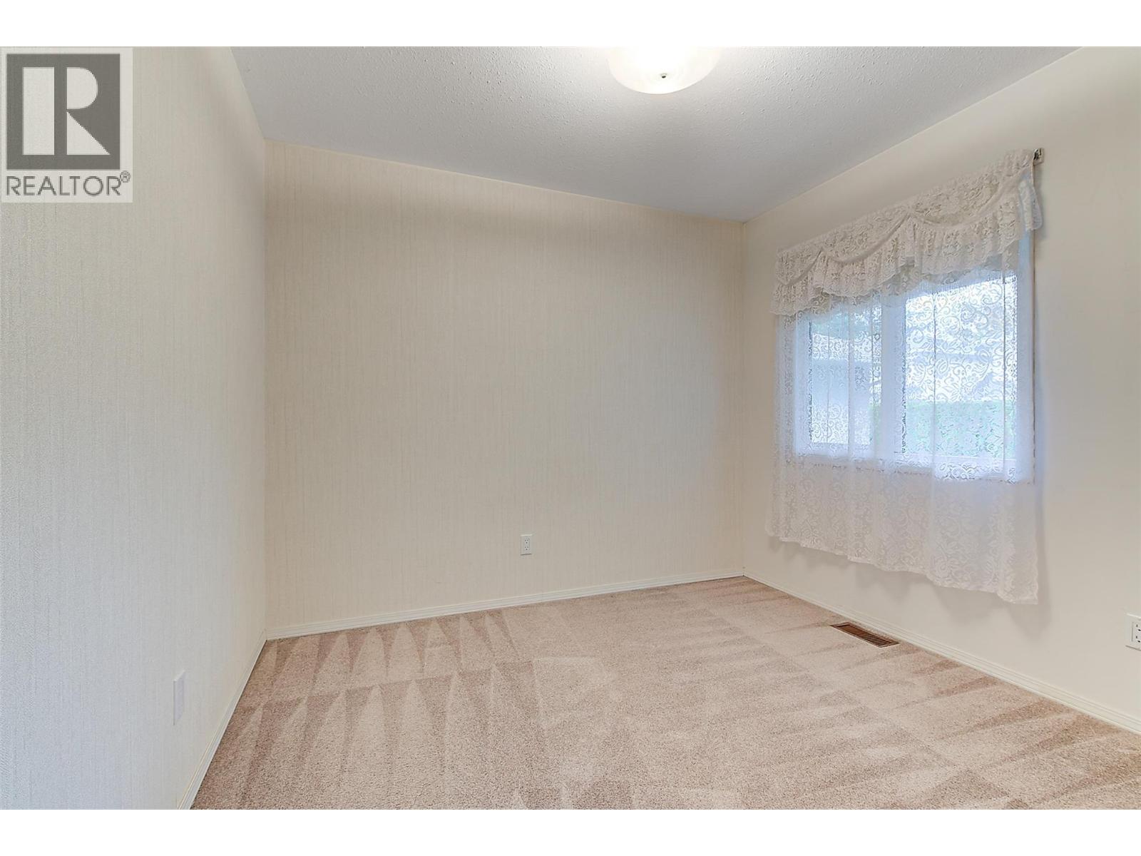 1209 Brookside Avenue Unit# 10, Kelowna