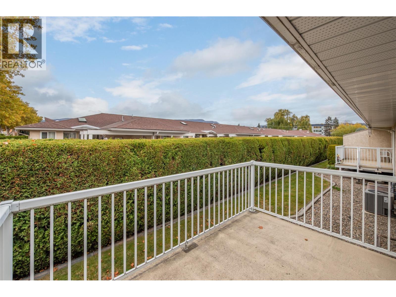 1209 Brookside Avenue Unit# 10, Kelowna