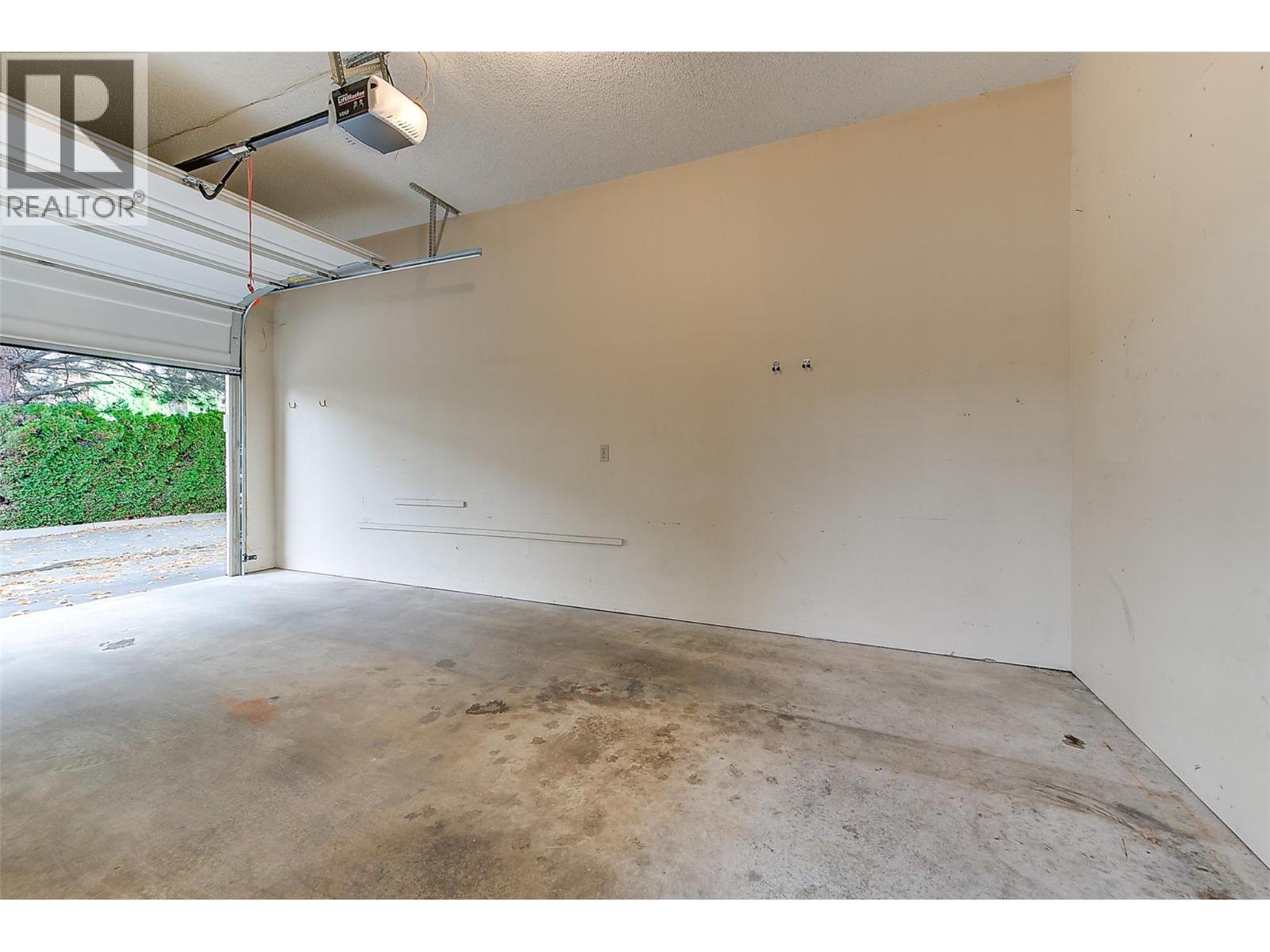 1209 Brookside Avenue Unit# 10, Kelowna