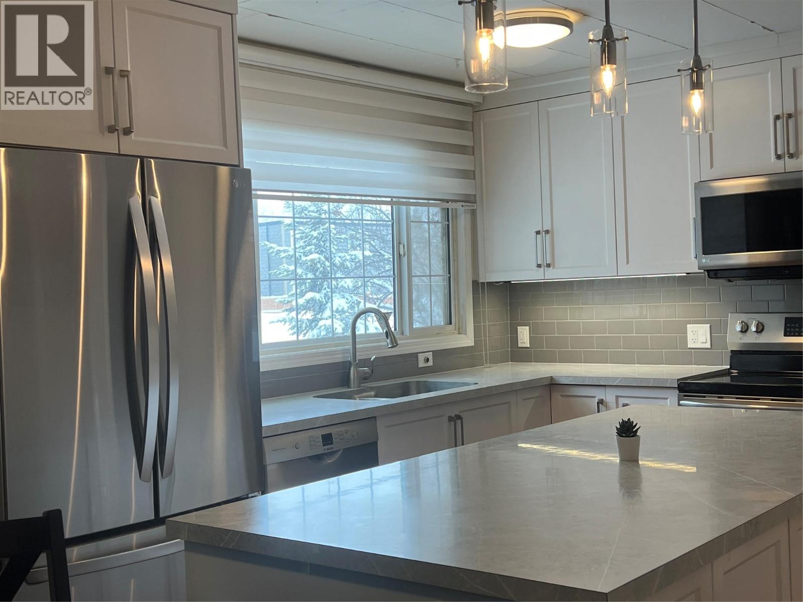 1216 113 Avenue, Dawson Creek