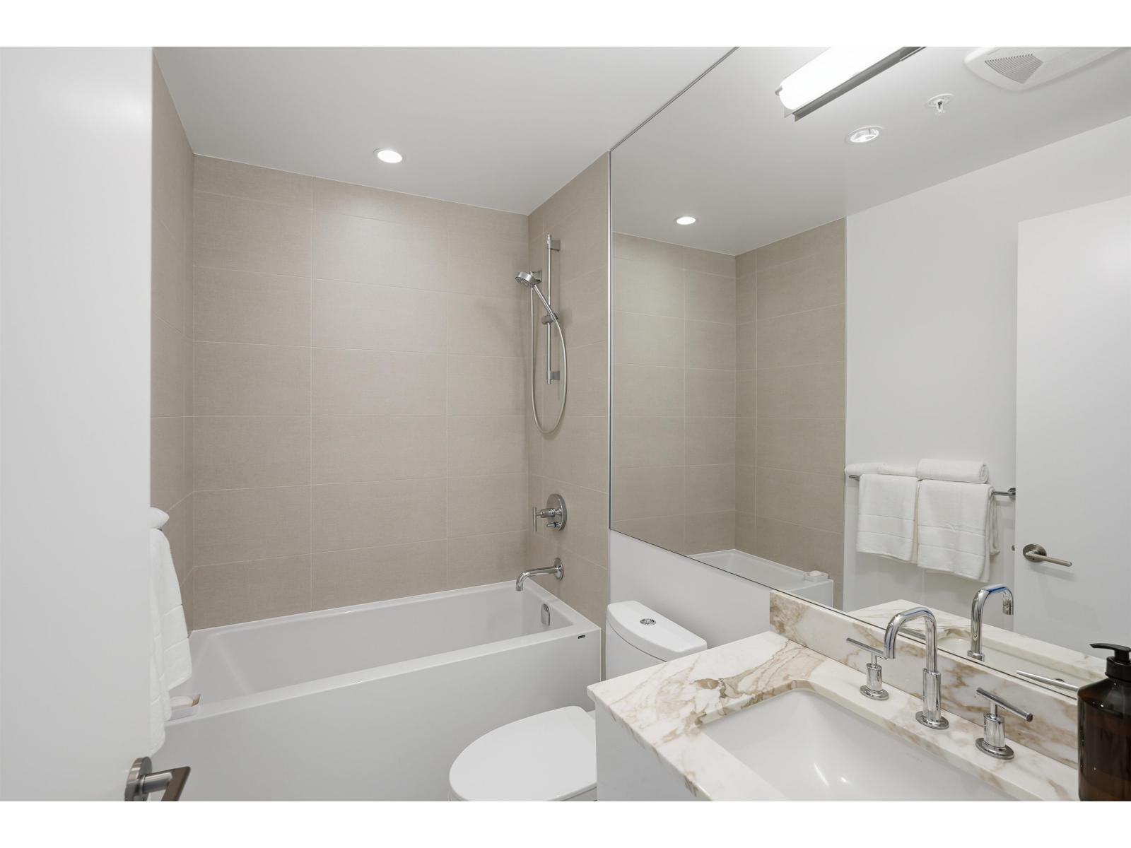 1403 1501 FOSTER STREET, White Rock