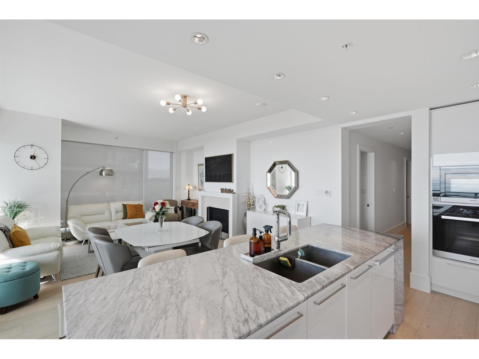 1403 1501 FOSTER STREET, White Rock