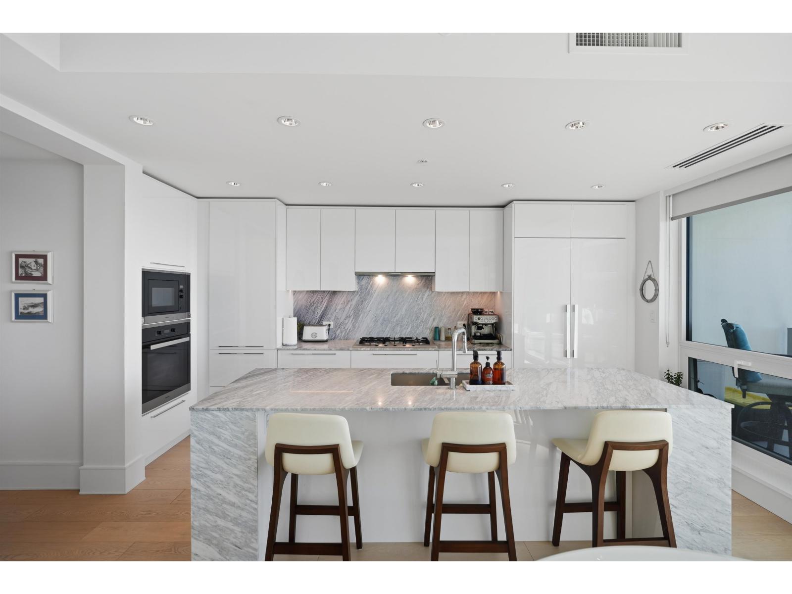 1403 1501 FOSTER STREET, White Rock