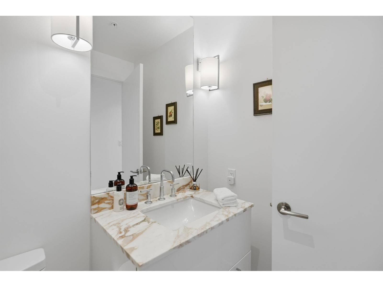 1403 1501 FOSTER STREET, White Rock