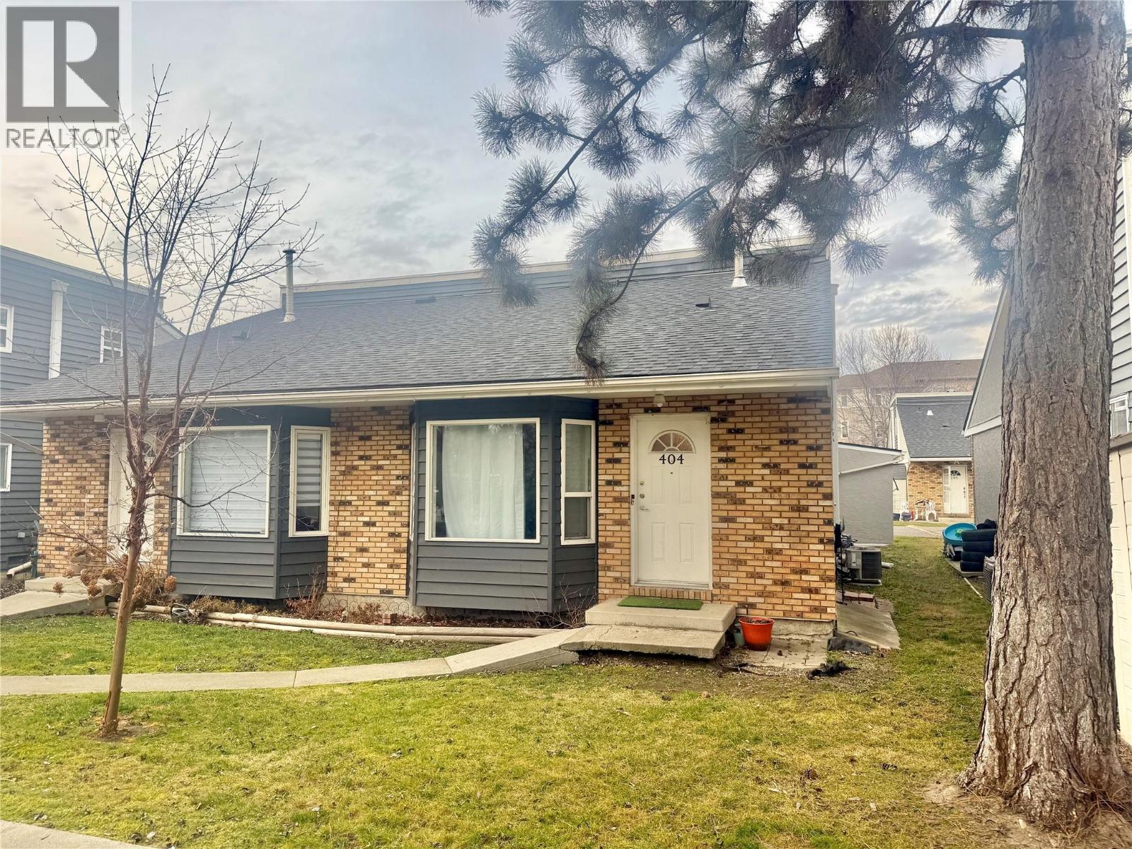 3155 gordon Drive Unit# 404, Kelowna