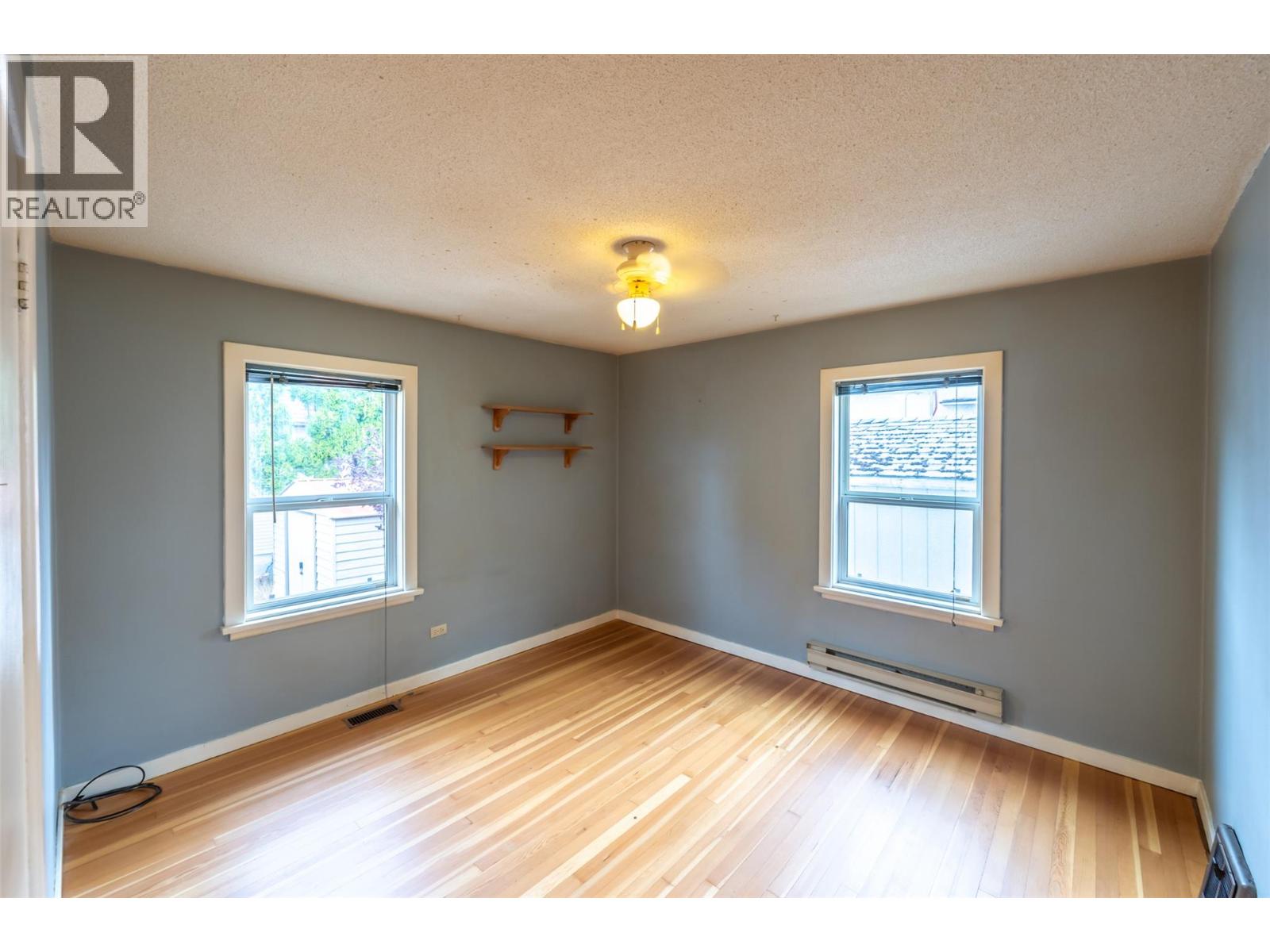  401 Wade Avenue East, Penticton