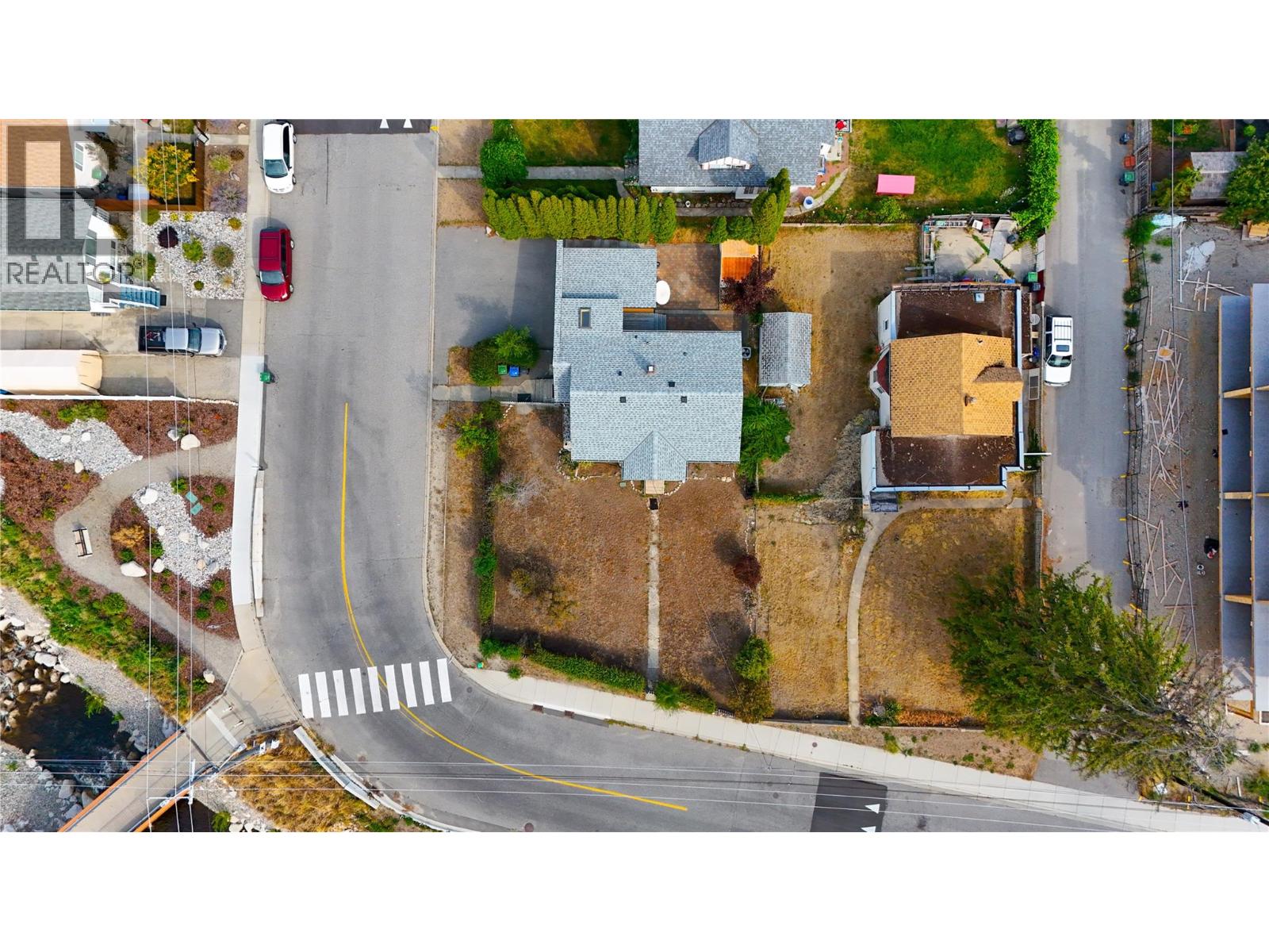  401 Wade Avenue East, Penticton