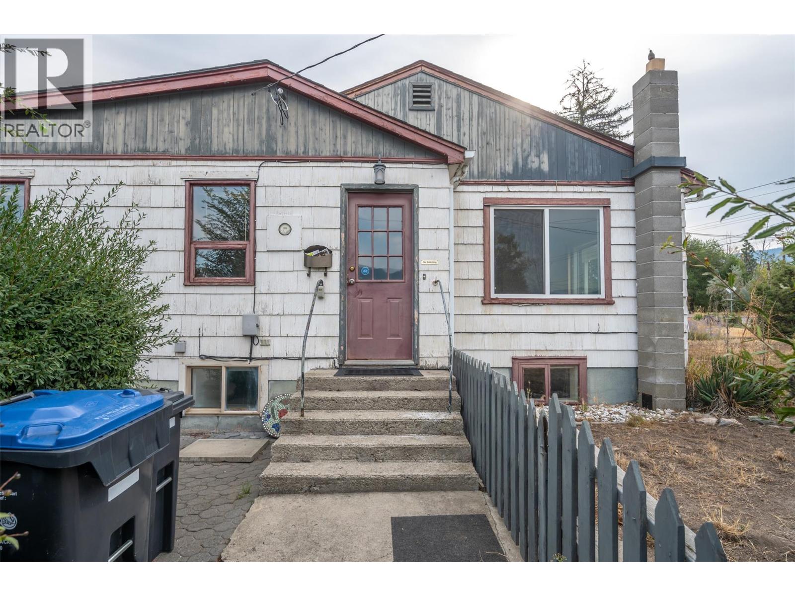  401 Wade Avenue East, Penticton