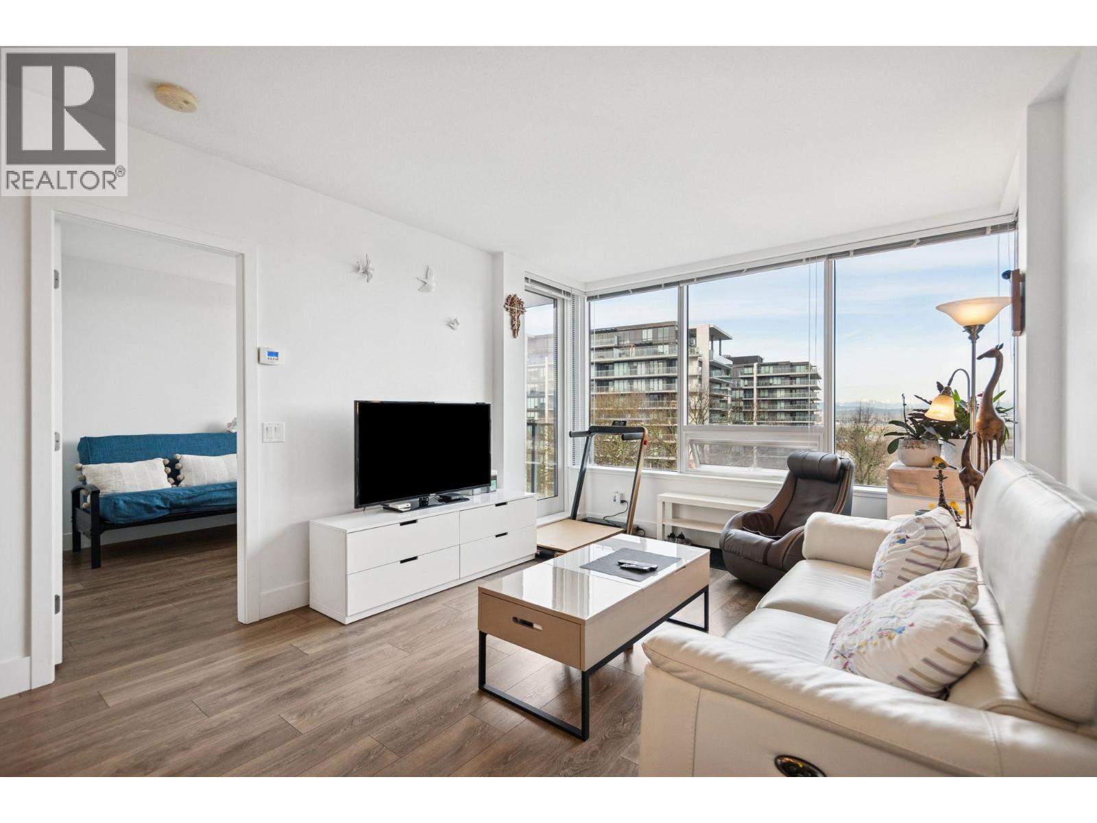 1110 5233 GILBERT ROAD - Photo 3 of 40, Richmond, British Columbia