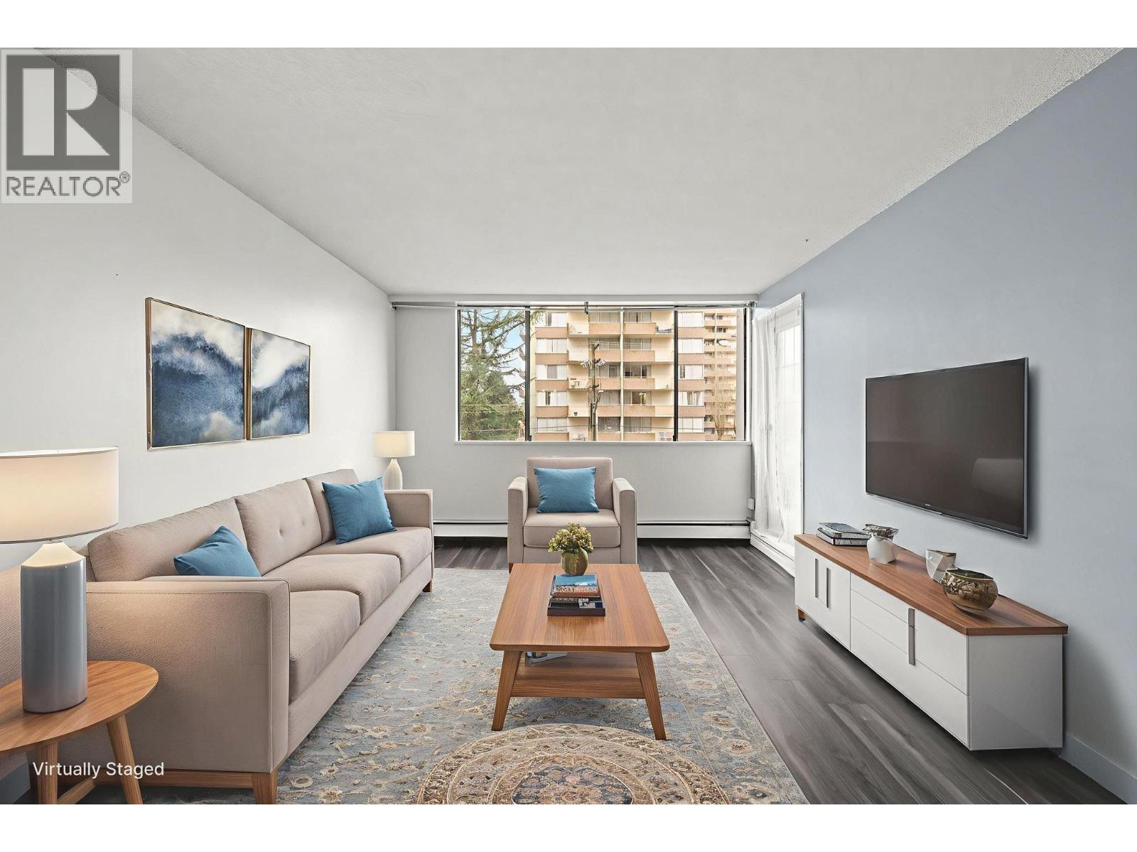 620 SEVENTH Avenue 301