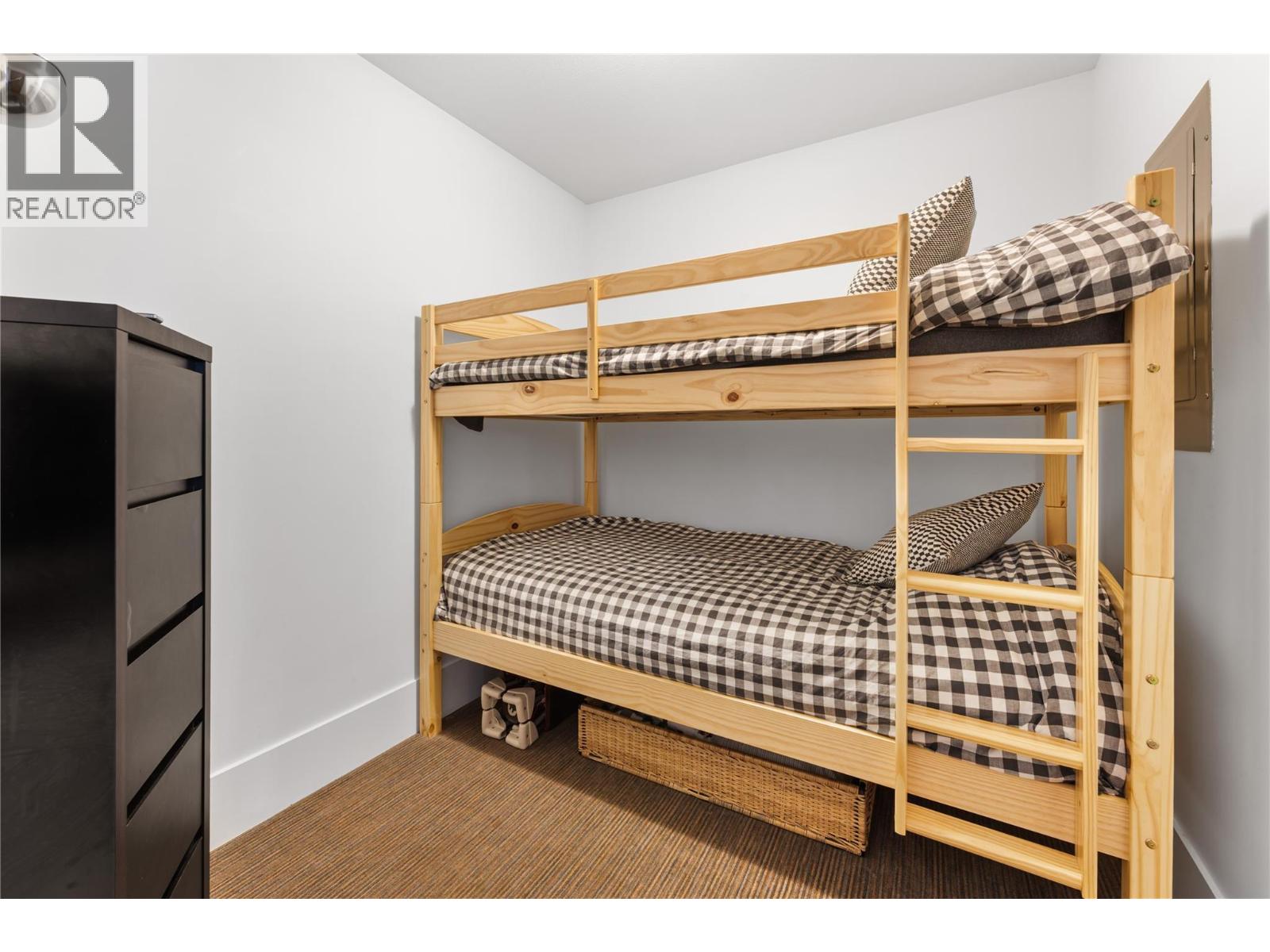 101 5030 Snowbird Way, Big White