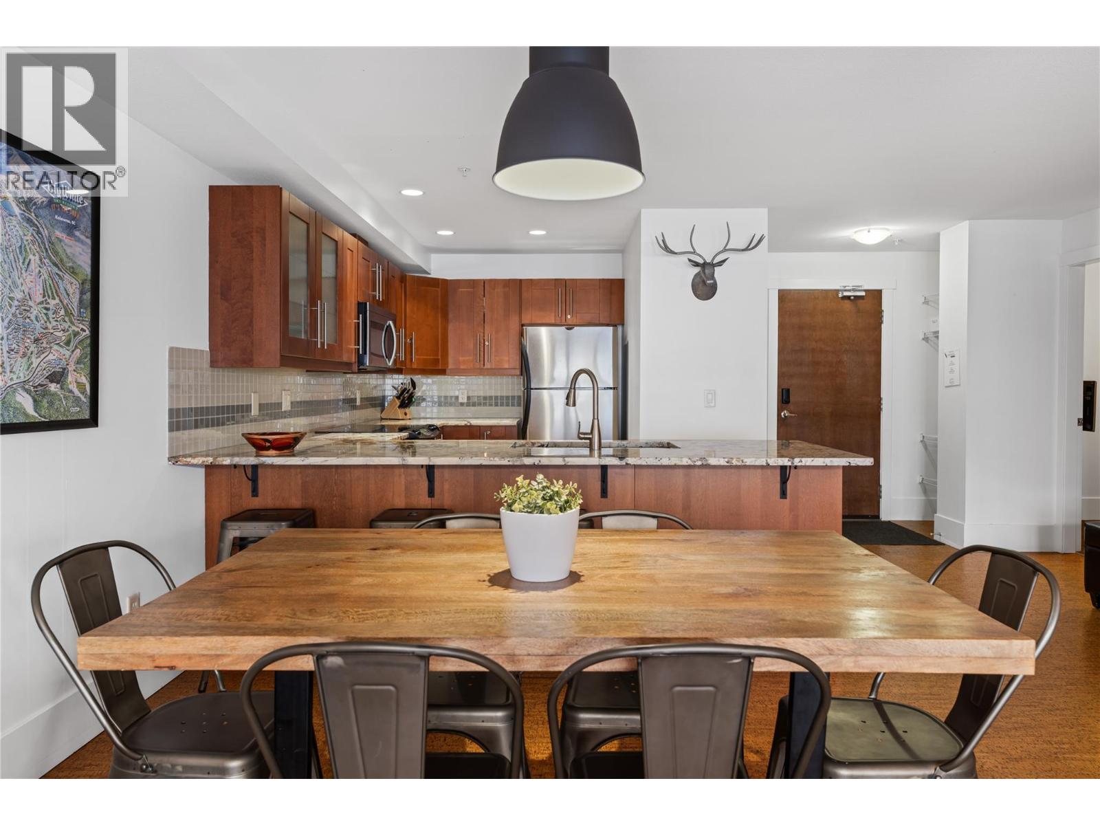 101 5030 Snowbird Way, Big White