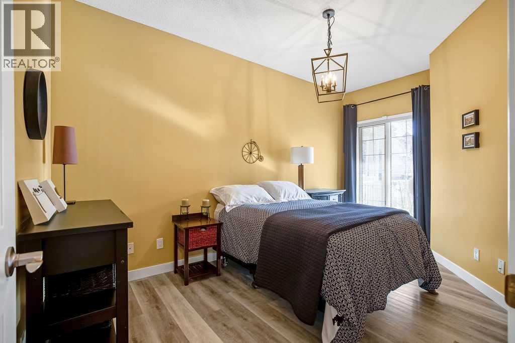 Single Family House Bungalow for Sale in  Prominence View SW Patterson Calgary 