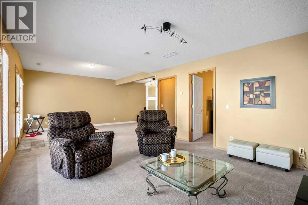 Single Family House Bungalow for Sale in  Prominence View SW Patterson Calgary 