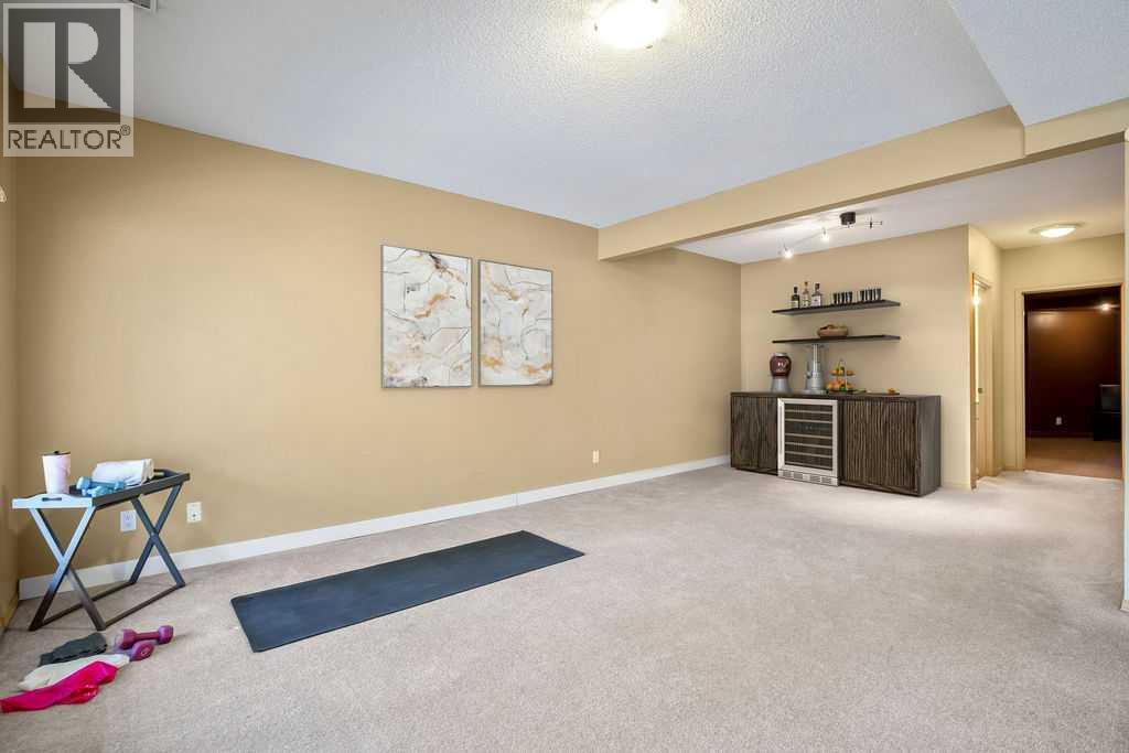 Single Family House Bungalow for Sale in  Prominence View SW Patterson Calgary 