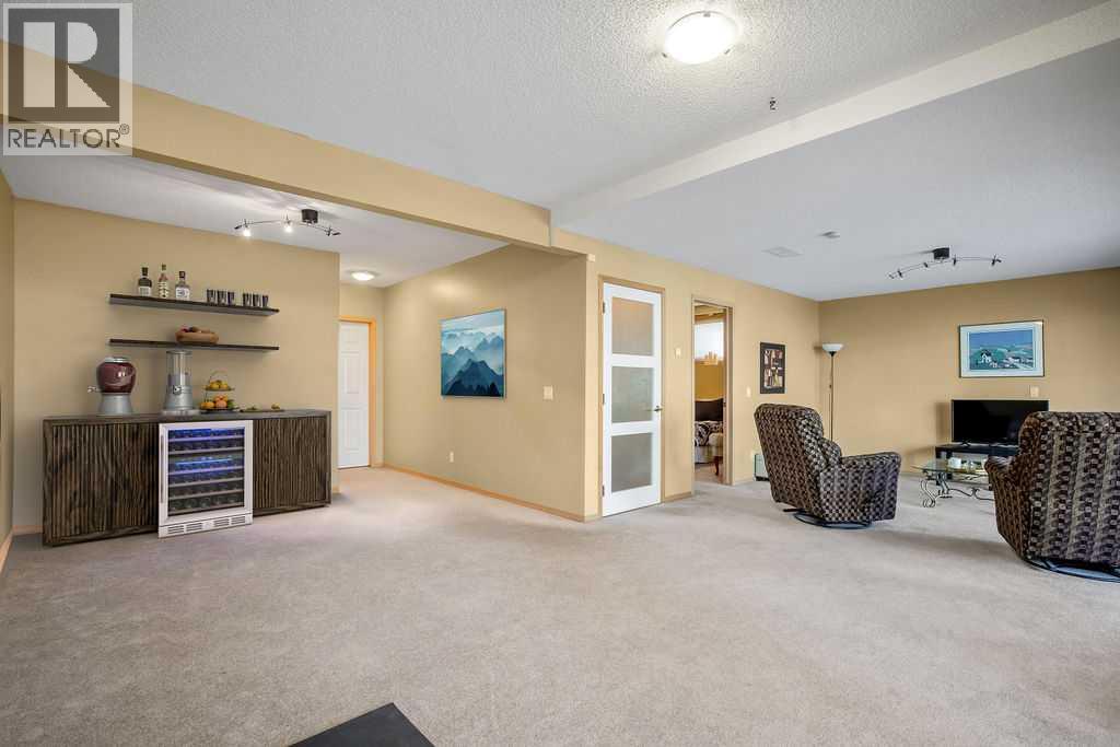 Single Family House Bungalow for Sale in  Prominence View SW Patterson Calgary 