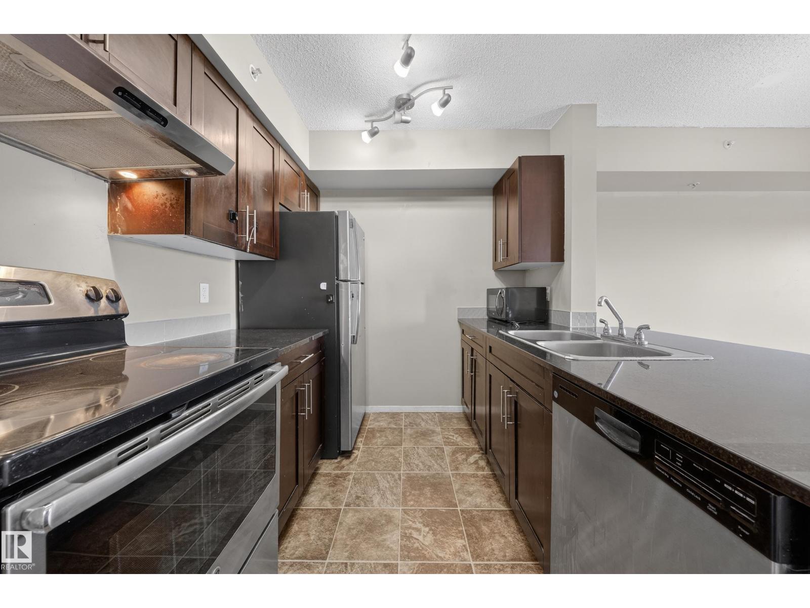#412 3315 James Mowatt Trail SW, Edmonton