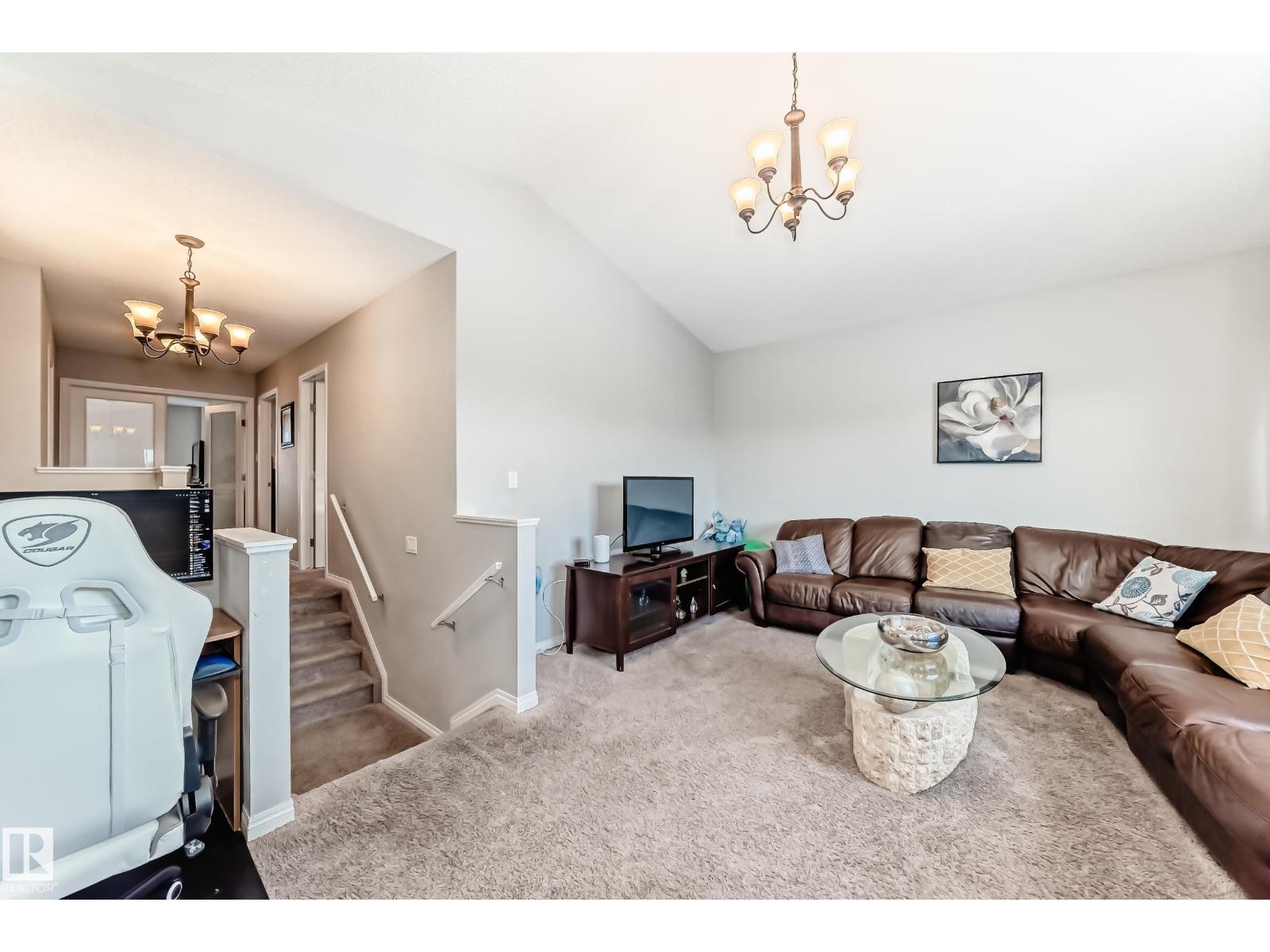 1704 158 ST SW, Edmonton