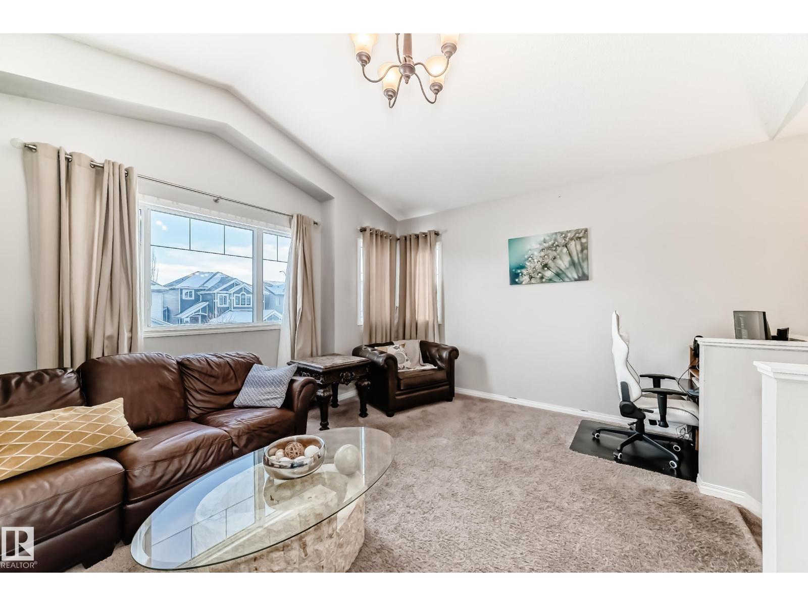 1704 158 ST SW, Edmonton