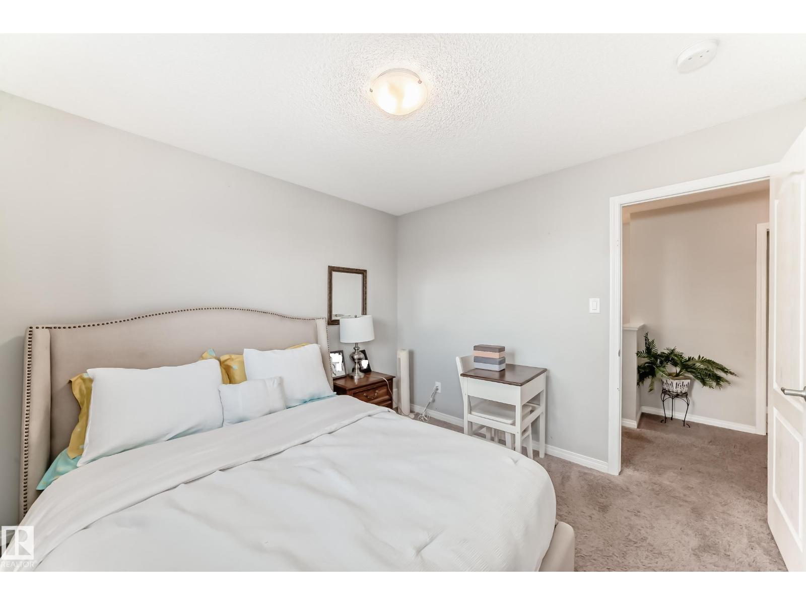 1704 158 ST SW, Edmonton