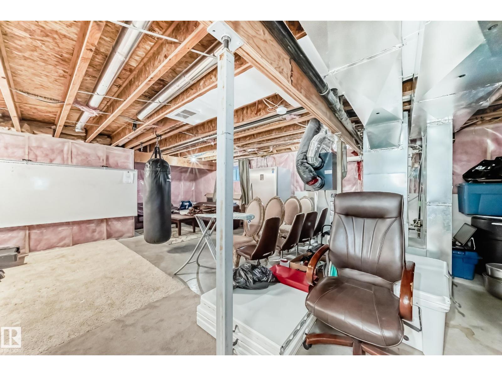 1704 158 ST SW, Edmonton