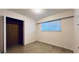 9716 156 Street, Surrey, BC V3R0X9 Photo 12