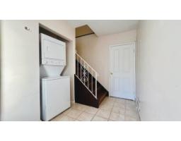9716 156 Street, Surrey, BC V3R0X9 Photo 8